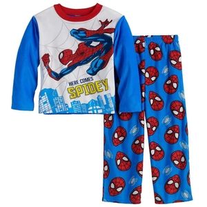 👀50% OFF - NWT‼️ Marvel's Spider-Man Heros 2-piece PJ Set